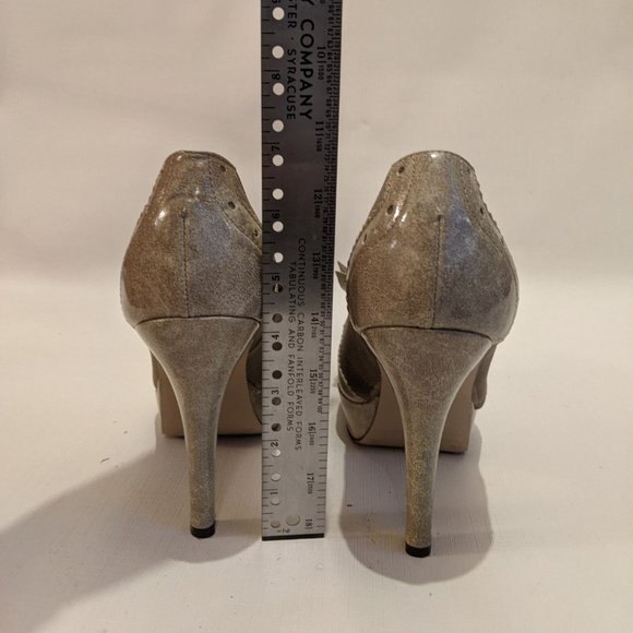 Madden Girl Peep Toe Heels Women SIze 8 Limeric Pump Heeled Shoes Bow Beige - Picture 5 of 11